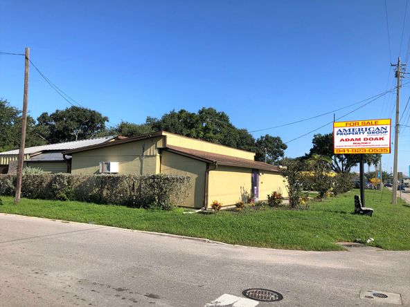 Seller Financing w/ Ample Land and Stand Along Building: 2228 9th St W, Bradenton, FL 34205